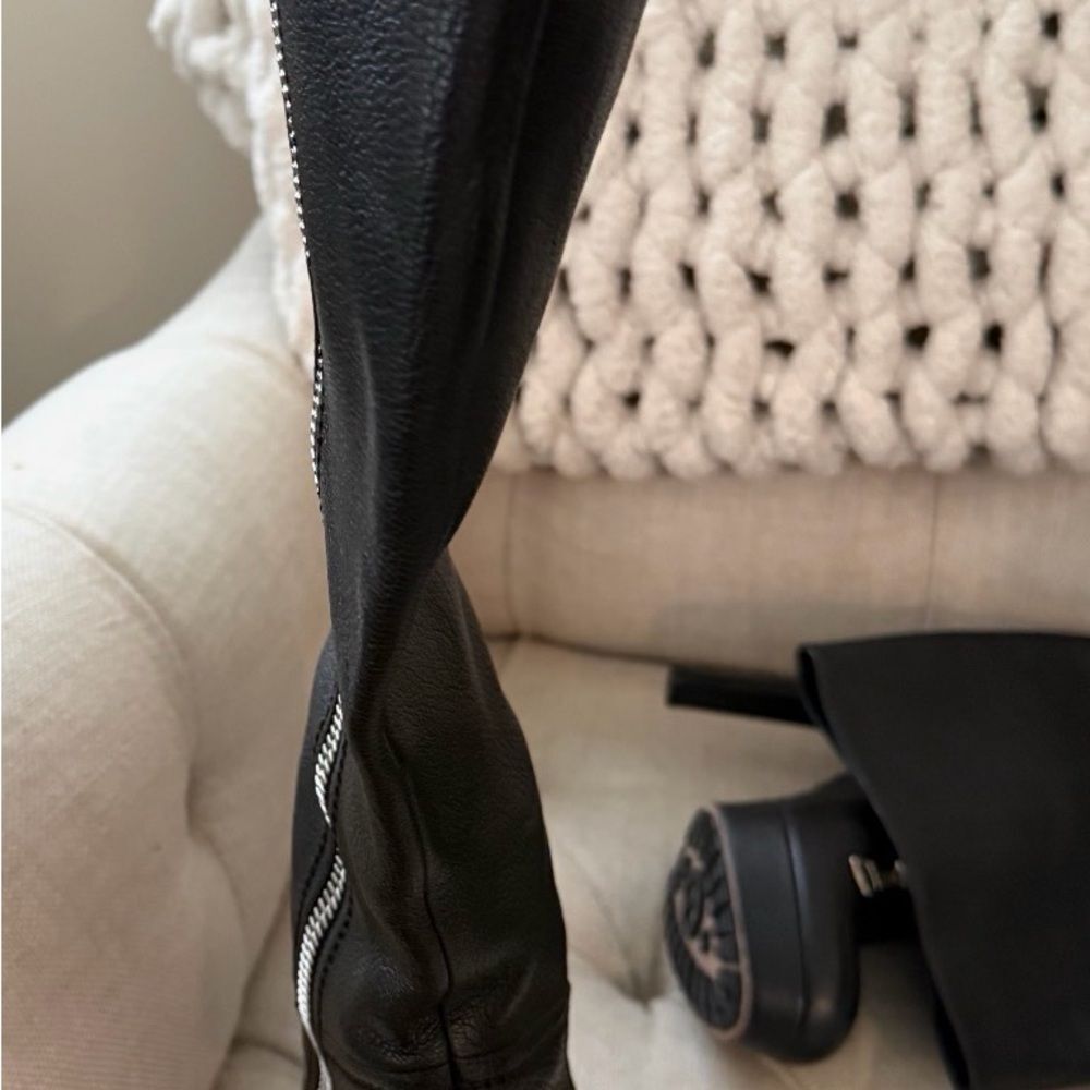 Gucci Luxor Boots - NWOTS - size 38 - Picture 12 of 12